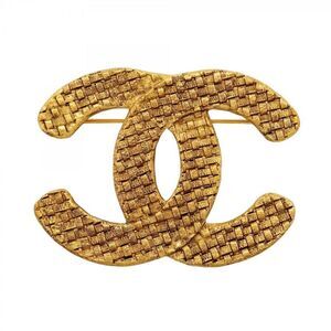 Pre Loved chanel Women Gold Brooches